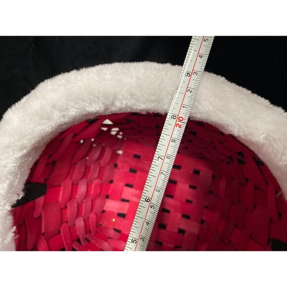 Christmas Santa basket with faux fur 10 x 9 x 6 - Picture 6 of 10